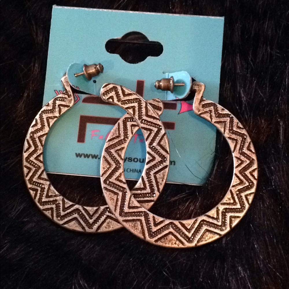 Gypsy soule fallon Taylor earrings